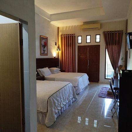 Kana Hasya Homestay "Rumoh Jamee" Meulaboh Ngoại thất bức ảnh