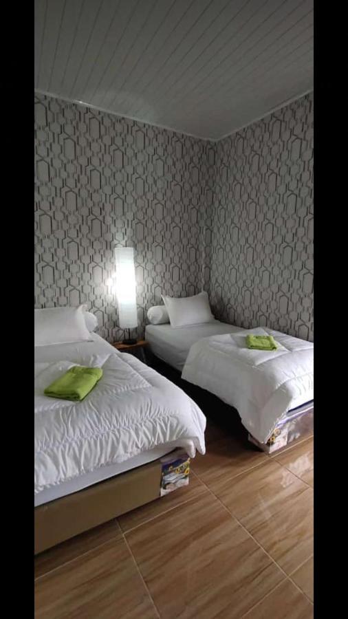 Kana Hasya Homestay "Rumoh Jamee" Meulaboh Ngoại thất bức ảnh