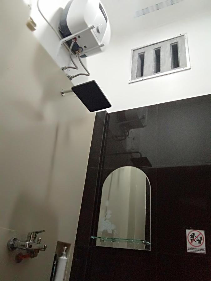 Kana Hasya Homestay "Rumoh Jamee" Meulaboh Ngoại thất bức ảnh
