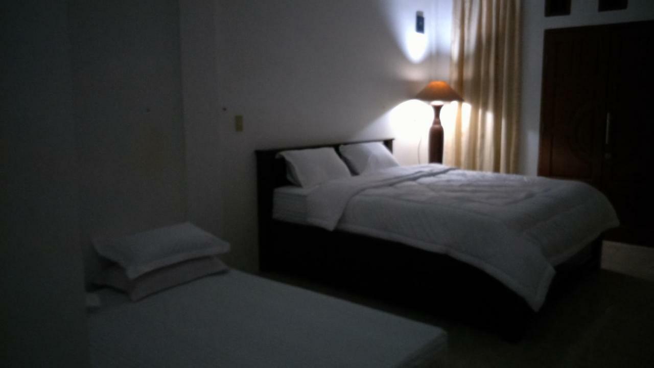 Kana Hasya Homestay "Rumoh Jamee" Meulaboh Ngoại thất bức ảnh